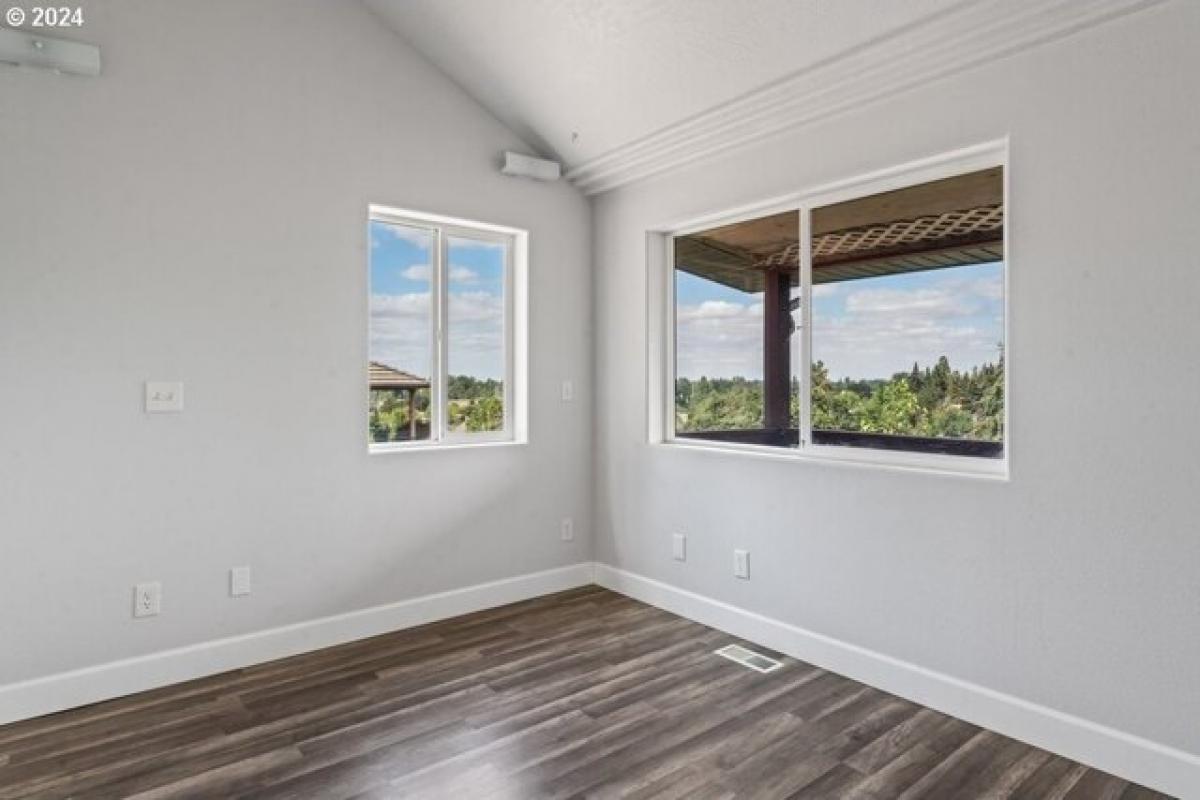 4 bedrooms House in Eugene, USA No. 403765