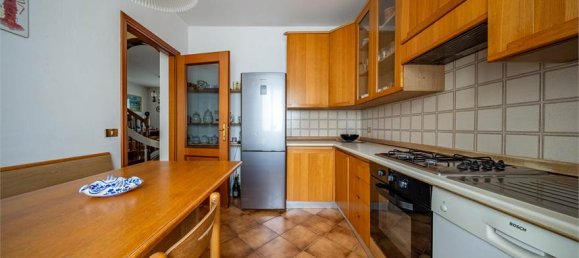 3 Schlafzimmer Villa in Mese, Italy, Nr. 377696 27