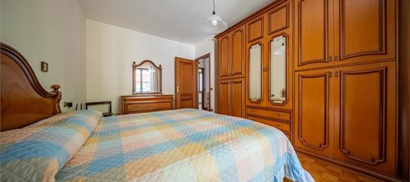 3 Schlafzimmer Villa in Mese, Italy, Nr. 377696 34