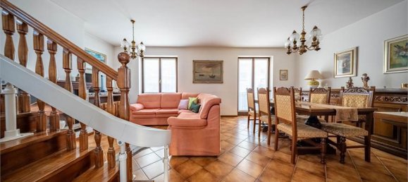 3 Schlafzimmer Villa in Mese, Italy, Nr. 377696 6