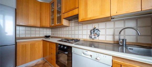 3 Schlafzimmer Villa in Mese, Italy, Nr. 377696 29