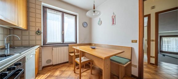 3 Schlafzimmer Villa in Mese, Italy, Nr. 377696 25