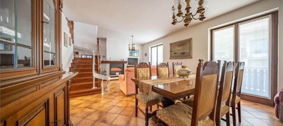 3 Schlafzimmer Villa in Mese, Italy, Nr. 377696 2