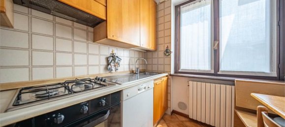 3 Schlafzimmer Villa in Mese, Italy, Nr. 377696 28