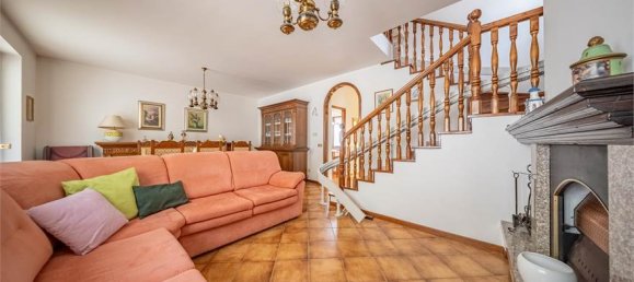 3 Schlafzimmer Villa in Mese, Italy, Nr. 377696 11