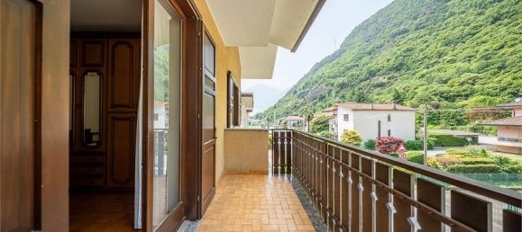 3 Schlafzimmer Villa in Mese, Italy, Nr. 377696 18