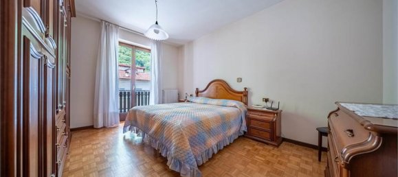 3 Schlafzimmer Villa in Mese, Italy, Nr. 377696 30