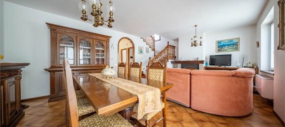 3 Schlafzimmer Villa in Mese, Italy, Nr. 377696 4