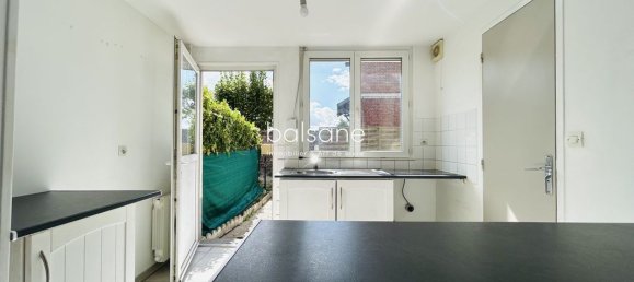 2 bedrooms House in Deville-les-Rouen, France No. 357193 3