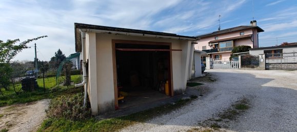 Дом с 6 спальнями в Удине, Италия № 364001 33