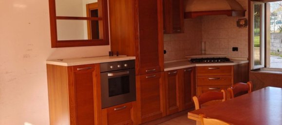 Дом с 6 спальнями в Удине, Италия № 364001 6