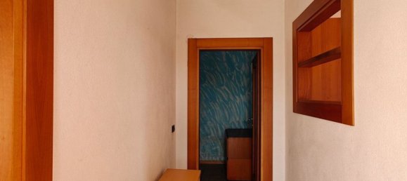 Дом с 6 спальнями в Удине, Италия № 364001 15