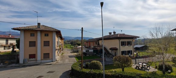 Дом с 6 спальнями в Удине, Италия № 364001 27