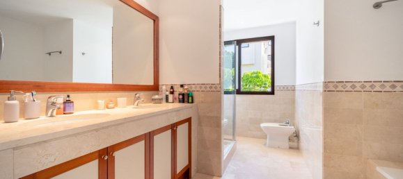 Ático de 3 dormitorios en La Quinta, Spain No. 180947 11