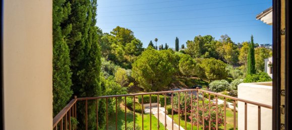 Ático de 3 dormitorios en La Quinta, Spain No. 180947 27