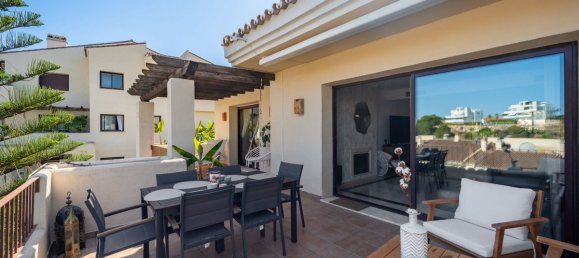 Ático de 3 dormitorios en La Quinta, Spain No. 180947 4