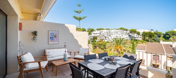 Ático de 3 dormitorios en La Quinta, Spain No. 180947 2