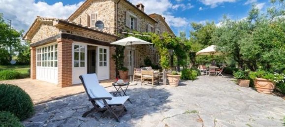 6 rooms House in Manciano, Italy No. 63949 8