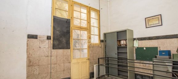 210m² Commercial property in Ciutadella De Menorca, Spain No. 2006 17