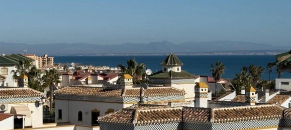 3 Schlafzimmer Haus in Torrevieja, Spain, Nr. 188030 2