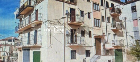 4 bedrooms Apartment in Accettura, Italy No. 372114 14