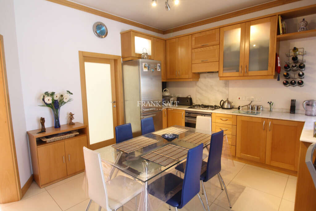 2 غرف نوم بانتهاوس في Mellieha, Malta رقم 9606