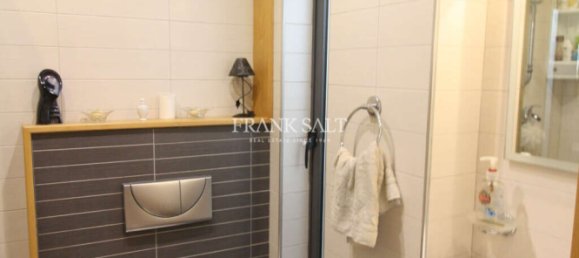 2 غرف نوم بانتهاوس في Mellieha, Malta رقم 9606 9