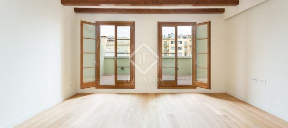 Ático de 2 dormitorios en Ciudad Vieja, Spain No. 127793 37