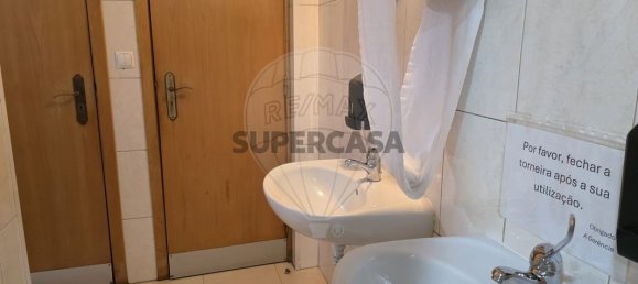 Gewerbliche Immobilie in Vila Franca de Xira, Portugal 93m², Nr. 334912 2