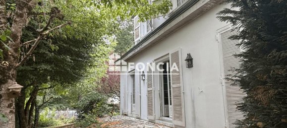 5 bedrooms House in Saint-Cyr-sur-Loire, France No. 349937 3