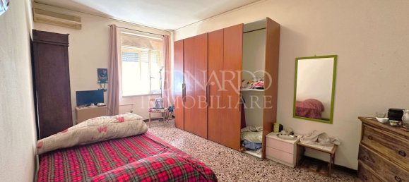 4 rooms Apartment in Naples, Italy No. 94377 7