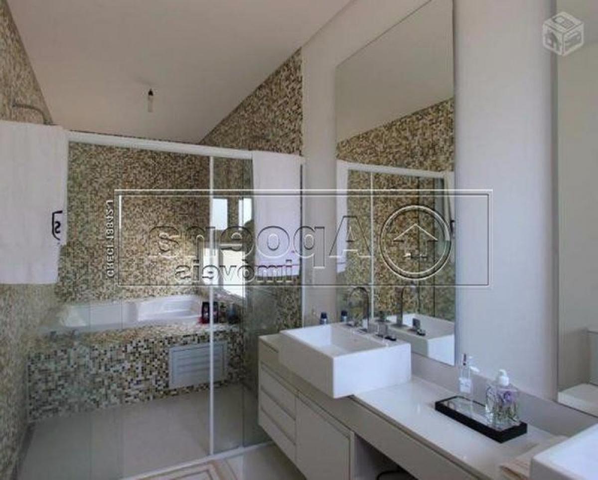 4 bedrooms House in Sao Paulo, Brazil No. 585160