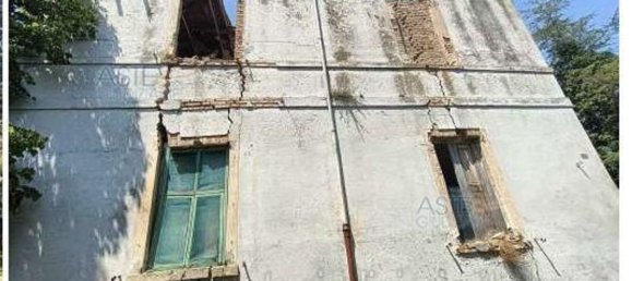 Apartamento de 100 dormitorios en Fabriano, Italy No. 378022 2