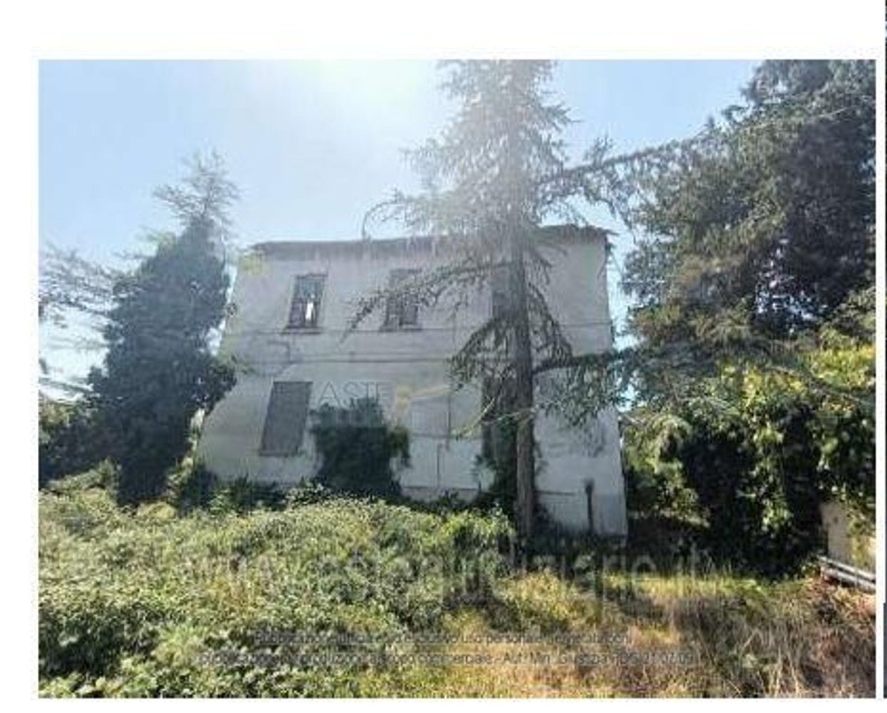 100 Schlafzimmer Wohnung in Fabriano, Italy, Nr. 378022