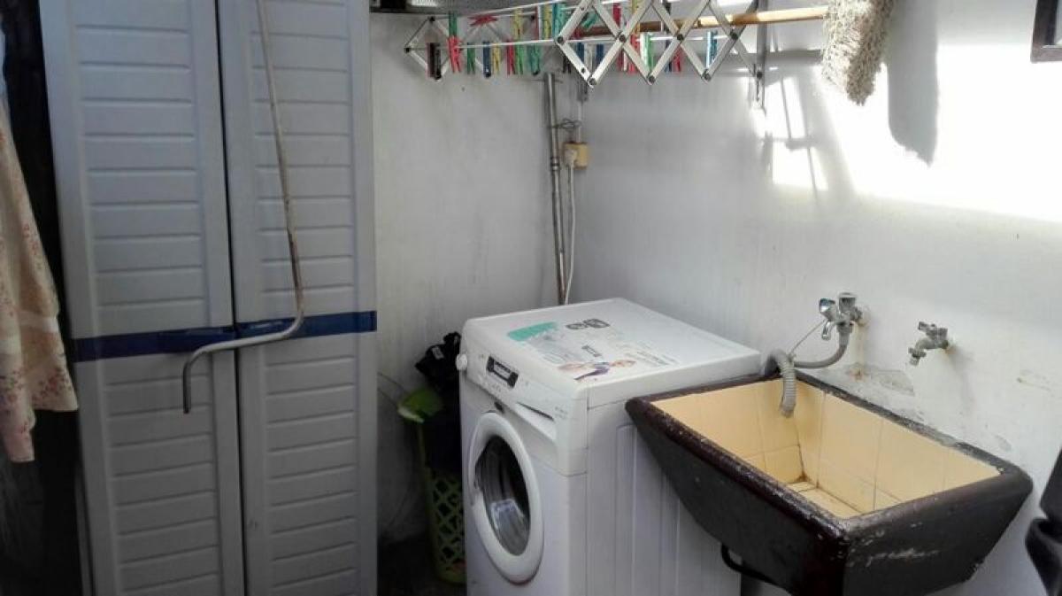 Studio in Presidente Peron, Argentina No. 85849