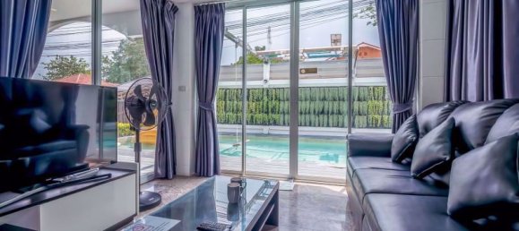 Café/restaurante de 7 dormitorios en Pattaya, Thailand No. 1824 4