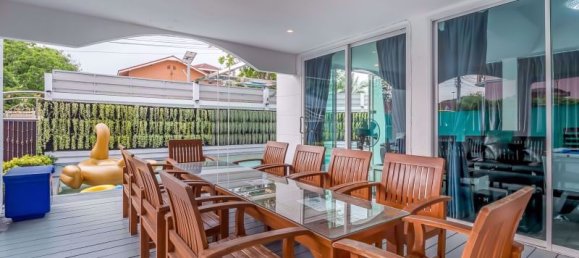 Café/restaurante de 7 dormitorios en Pattaya, Thailand No. 1824 5