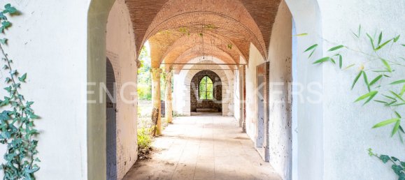 7 bedrooms Building in Corciano, Italy No. 105854 17