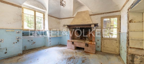 7 bedrooms Building in Corciano, Italy No. 105854 13