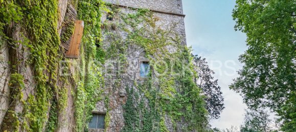 7 bedrooms Building in Corciano, Italy No. 105854 18