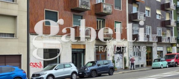 Propriété commerciale à Milan, Italy 91m² No. 361049 16