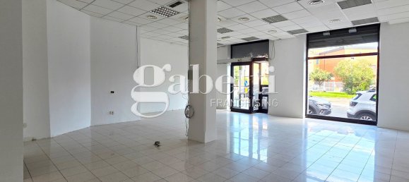 Propriété commerciale à Milan, Italy 91m² No. 361049 6