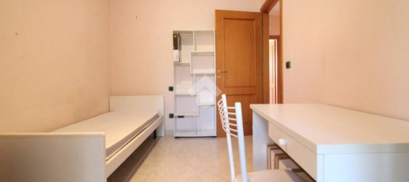 4 rooms Apartment in Campobasso, Italy No. 279578 17