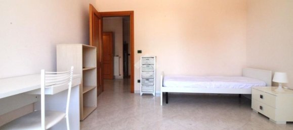 4 rooms Apartment in Campobasso, Italy No. 279578 16