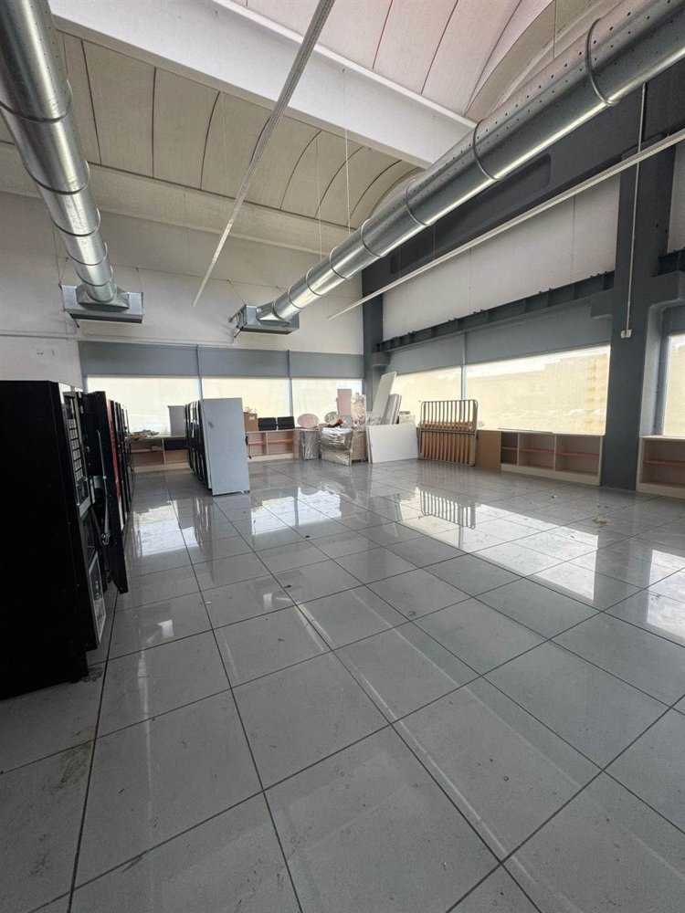 Lagerhaus in Pistoia, Italy 750m², Nr. 340208