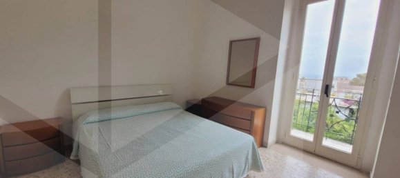 4 rooms Apartment in Vieste, Italy No. 28033 4