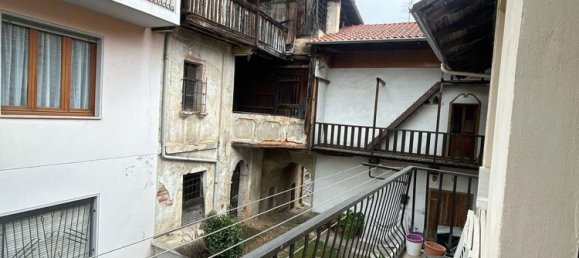 4 rooms House in Valdilana, Italy No. 125367 11