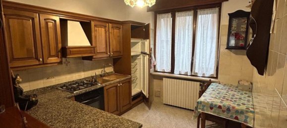 4 rooms House in Valdilana, Italy No. 125367 4