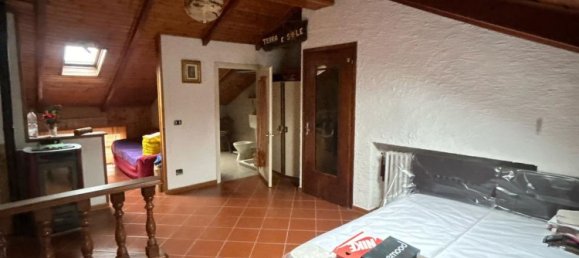 4 rooms House in Valdilana, Italy No. 125367 20