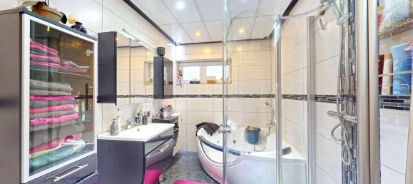 3 bedrooms Apartment in Ravensburg, Germany No. 239935 12